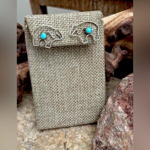 Vintage Par Southwest Sterling Silver Turquoise Fetish Bear Earrings